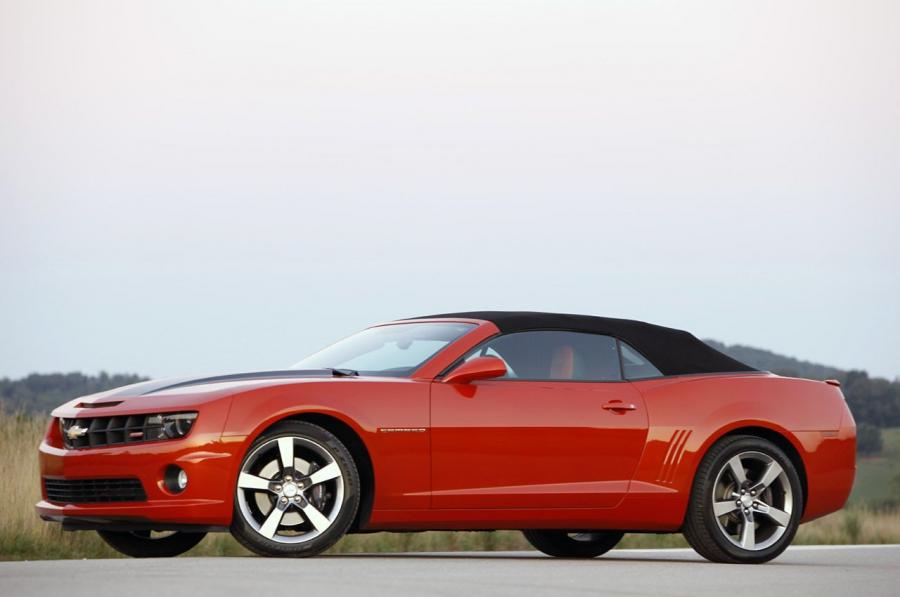  Chevrolet Camaro SS Convertible 2011 года  (фото 16 из 43)